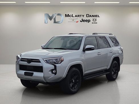 Used 2024 Toyota 4Runner SR5 Premium image 2