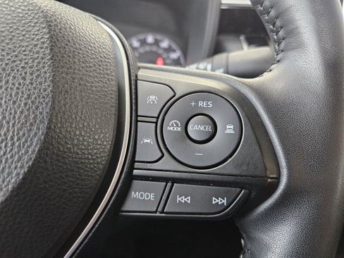 Used 2023 Toyota Corolla SE FWD image 25