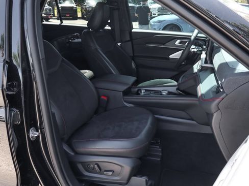 Used 2025 Ford Explorer ST w/ Sun And Sound Package AWD/4WD image 52
