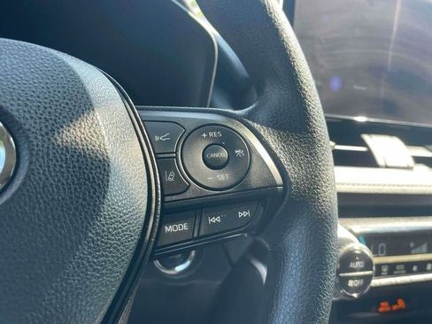 Certified 2025 Toyota RAV4 XLE AWD/4WD image 24