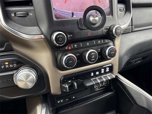 Used 2019 RAM 1500 Laramie image 33