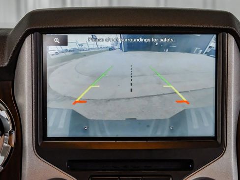 Used 2016 Ford F250 Lariat w/ Lariat Interior Package image 21