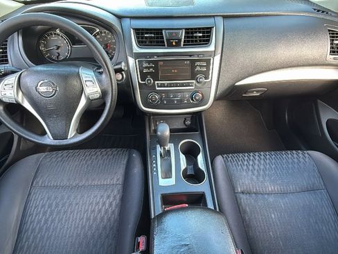 Used 2018 Nissan Altima 2.5 S w/ S Convenience Package image 12