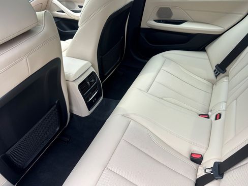 Used 2023 BMW i4 eDrive35 w/ Premium Package RWD image 25