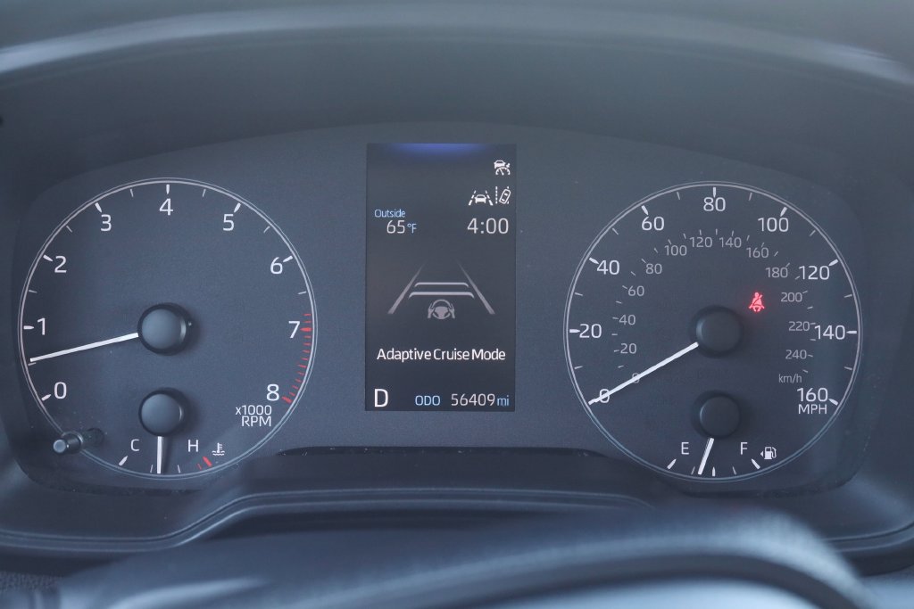 Used 2024 Toyota Corolla LE FWD image 33