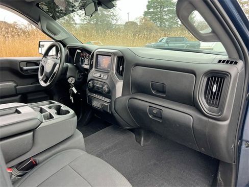 Used 2020 Chevrolet Silverado 1500 Custom w/ Custom Value Package image 26