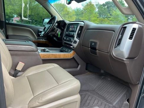 Used 2018 GMC Sierra 1500 SLT AWD/4WD image 23
