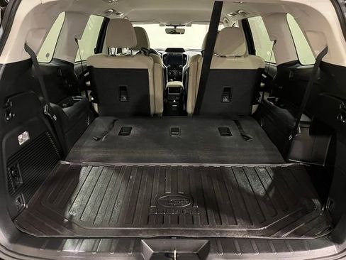Used 2019 Subaru Ascent Premium AWD/4WD image 10