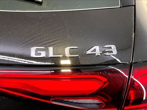 New 2026 Mercedes-Benz GLC 43 AMG 4MATIC image 6