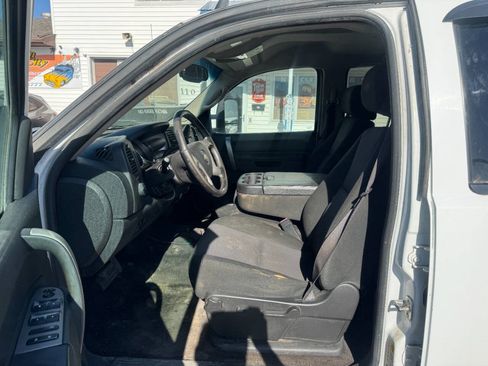 Used 2012 Chevrolet Silverado 2500 LT AWD/4WD image 11