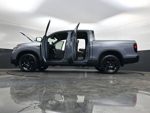 New 2026 Honda Ridgeline Black Edition image 40