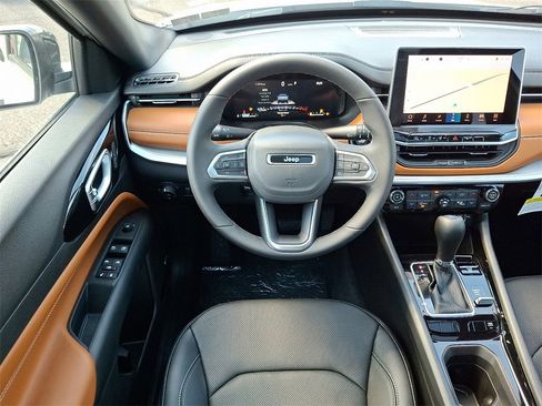 New 2025 Jeep Compass Limited w/ Elite Group image 7