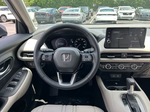Used 2026 Honda HR-V EX-L image 13