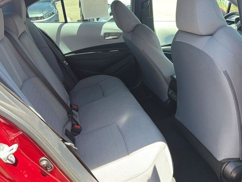 Used 2025 Toyota Corolla SE FWD image 13