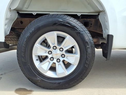 Used 2025 Chevrolet Silverado 1500 LT w/ Safety Package image 19