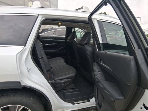 Certified 2026 INFINITI QX60 Luxe w/ Cargo Package AWD/4WD image 39