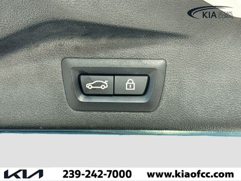 Used 2020 BMW X7 M50i w/ Executive Package AWD/4WD image 13