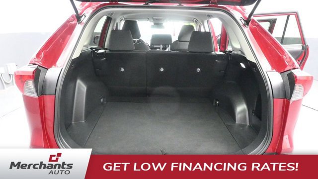 Used 2022 Toyota RAV4 XLE FWD image 15