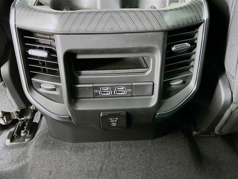 New 2026 RAM 1500 Big Horn AWD/4WD image 26