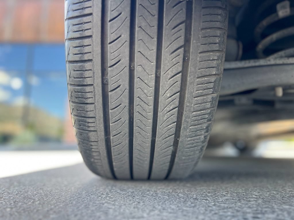 Used 2019 Honda Accord Touring image 33