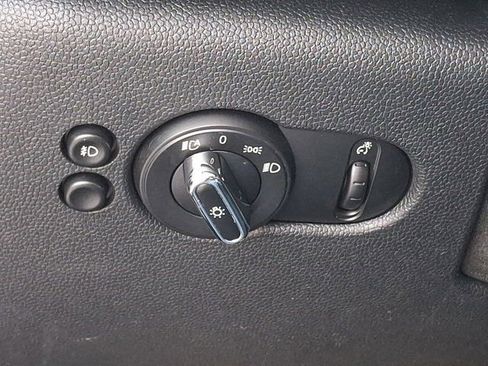 Used 2016 MINI Cooper S image 31