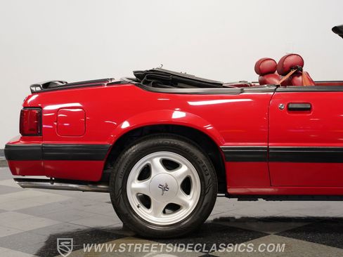 Used 1991 Ford Mustang LX image 29