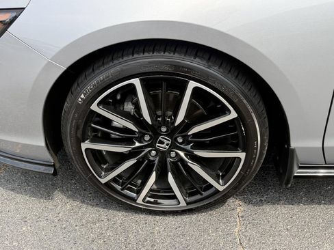 Used 2025 Honda Accord Touring image 24
