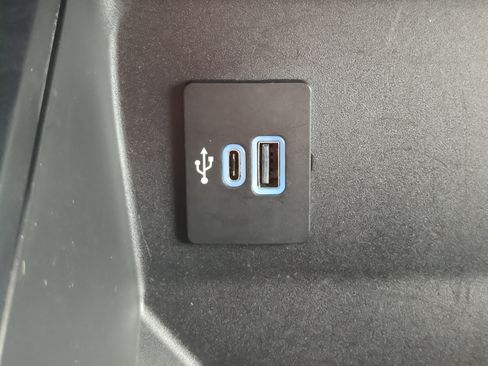 Certified 2025 Ford F250 XLT AWD/4WD image 19