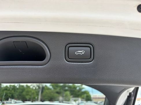 Used 2020 Hyundai Tucson Sport w/ Cargo Package FWD image 17