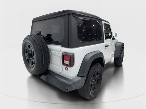 Used 2022 Jeep Wrangler Sport AWD/4WD image 7
