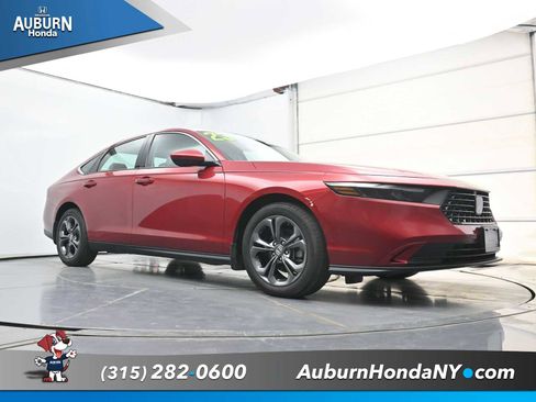 Used 2023 Honda Accord EX image 16