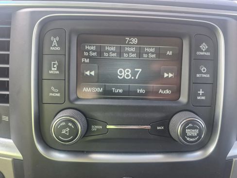 Used 2020 RAM 1500 Classic SLT RWD image 27