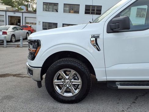 Used 2025 Ford F150 XLT w/ Equipment Group 301A Standard AWD/4WD image 19