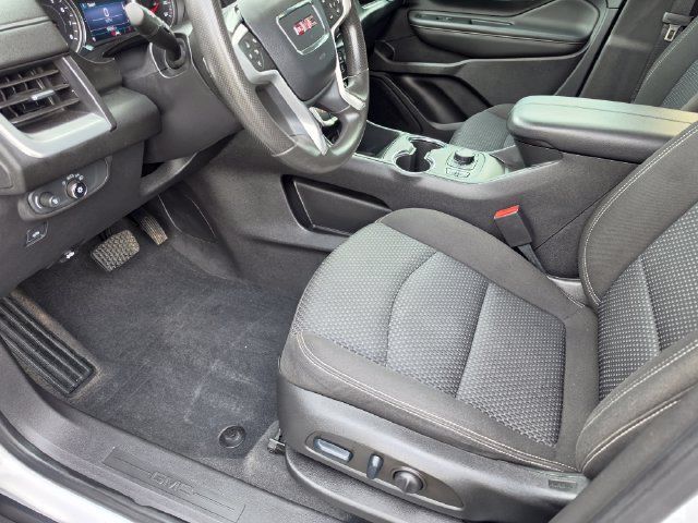 Used 2022 GMC Terrain SLE w/ Driver Convenience Package AWD/4WD image 19