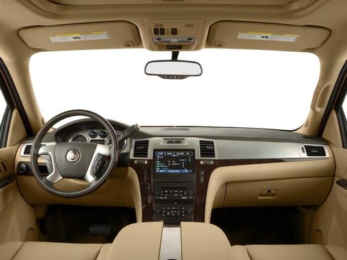 Used 2014 Cadillac Escalade ESV Platinum AWD/4WD image 5