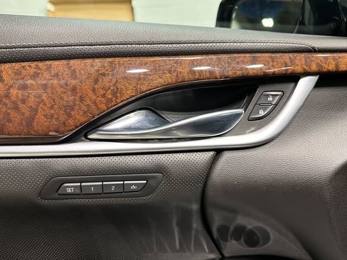 Used 2013 Cadillac XTS Premium image 25