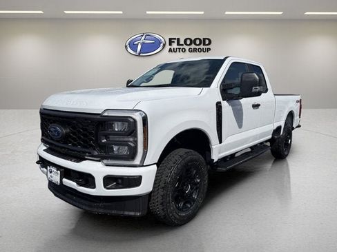 New 2026 Ford F350 XLT w/ XLT Premium Package AWD/4WD image 3