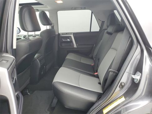 Used 2022 Toyota 4Runner SR5 Premium image 12