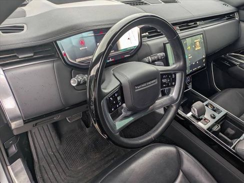 Used 2023 Land Rover Range Rover Long Wheelbase SE AWD/4WD image 10