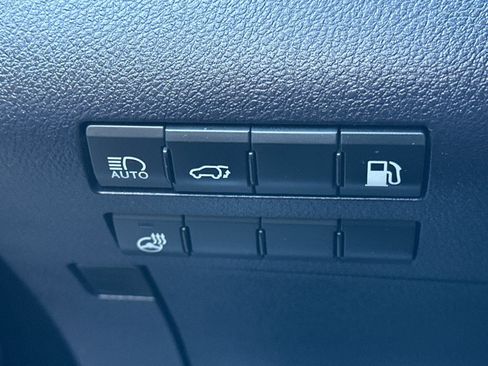 Used 2019 Lexus RX 450h AWD image 31