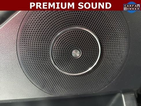 Used 2021 Ford Expedition Limited image 6