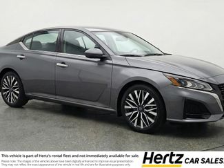 Used 2025 Nissan Altima 2.5 SV video 1
