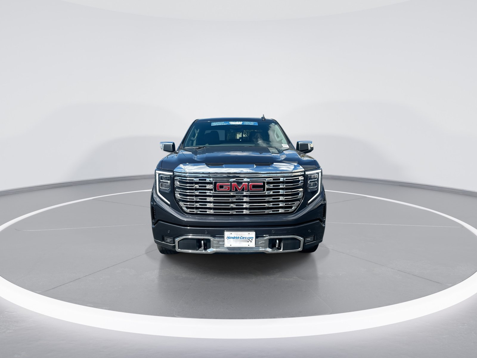 Used 2023 GMC Sierra 1500 Denali w/ Denali Reserve Package AWD/4WD image 3