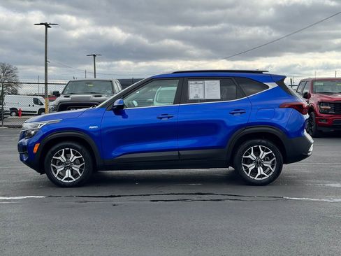 Used 2023 Kia Seltos EX image 4