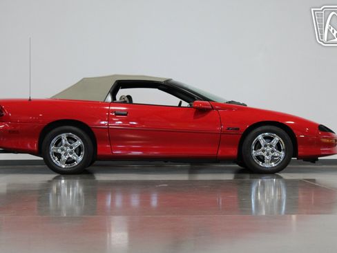 Used 1997 Chevrolet Camaro Z28 w/ Preferred Equipment Group 2 image 38