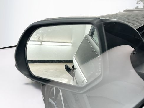 Used 2024 Hyundai Ioniq 5 SEL AWD/4WD image 16