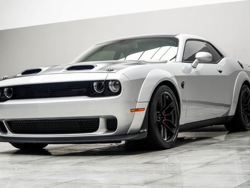 Used 2023 Dodge Challenger SRT Hellcat image 8
