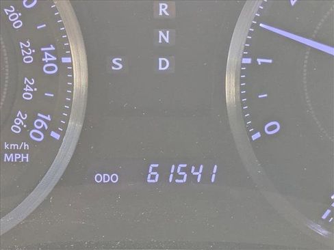 Used 2015 Lexus IS 250C image 9