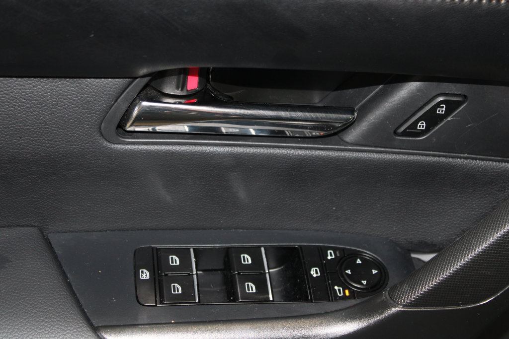 Used 2023 MAZDA CX-50 AWD 2.5 S w/ Cargo Package image 6