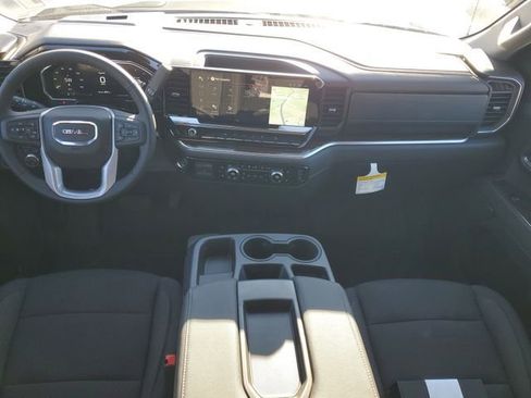 New 2026 GMC Sierra 1500 SLE image 23